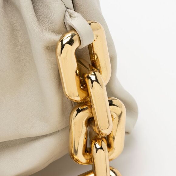 Bottega Veneta Calfskin The Chain Pouch - Picture 13 of 14